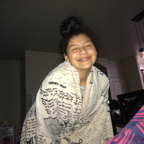 Meet your Posher, Marlene - Picture 1 of 1